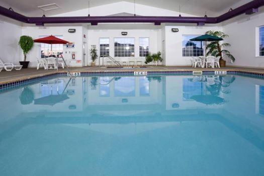 Grandstay Hotel & Suites Becker Kültér fotó