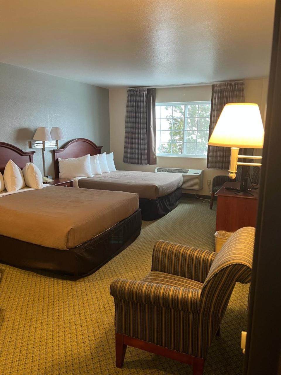 Grandstay Hotel & Suites Becker Kültér fotó